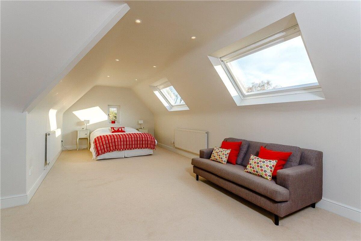 house for sale in New Road, Hurley, Berkshire, SL6 HOT170188 Knight Frank