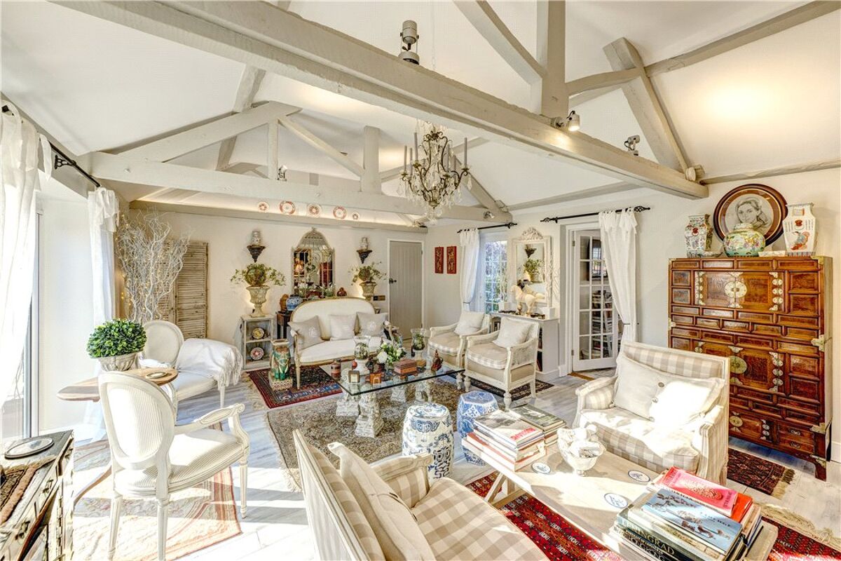 house for sale in Fawley Court Farm, Marlow Road, HenleyonThames