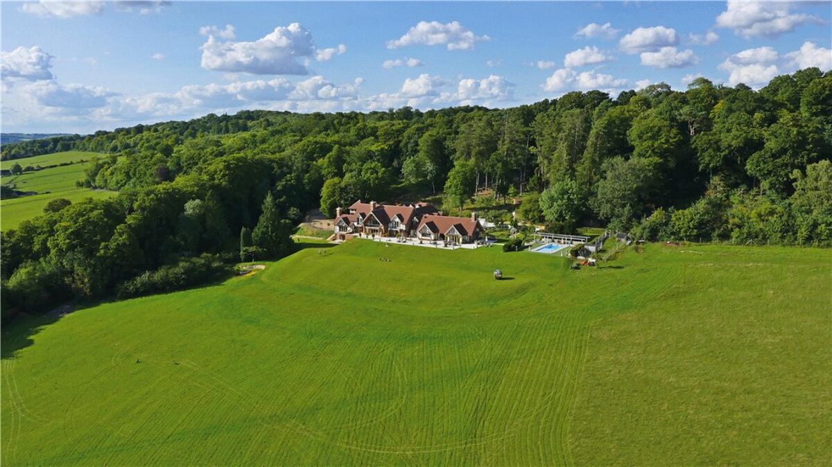 house for sale in Whitchurch on Thames, Reading, Berkshire, RG8