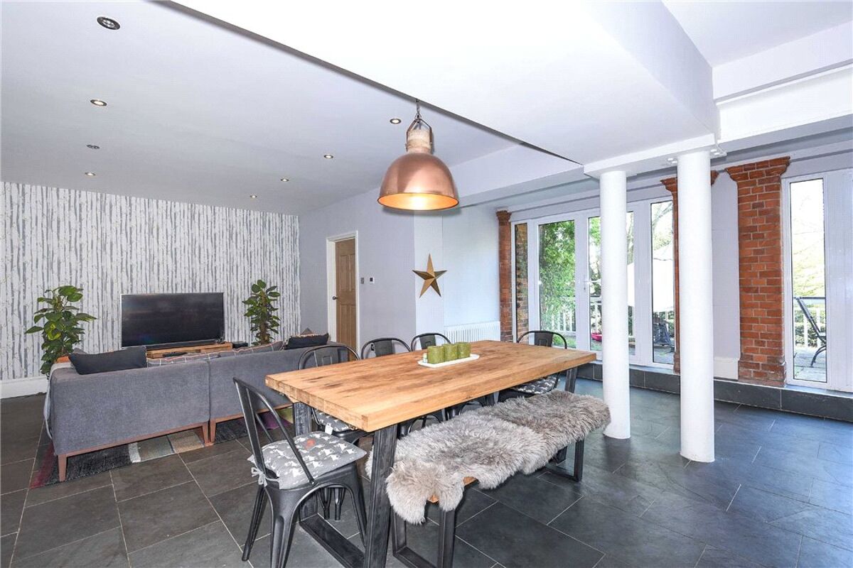 house for sale in Upper Warren Avenue, Caversham, Reading, Berkshire