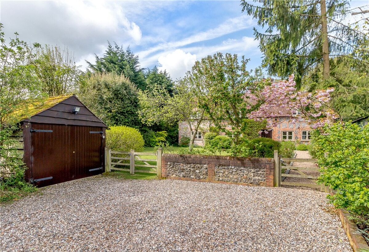 house for sale in Highmoor, HenleyonThames, RG9 HOT180029 Knight