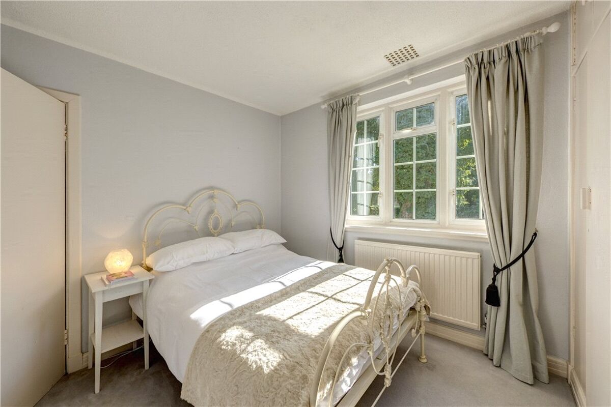 house for sale in Hurley Lane, Hurley, Berkshire, SL6 HOT180062 Knight Frank