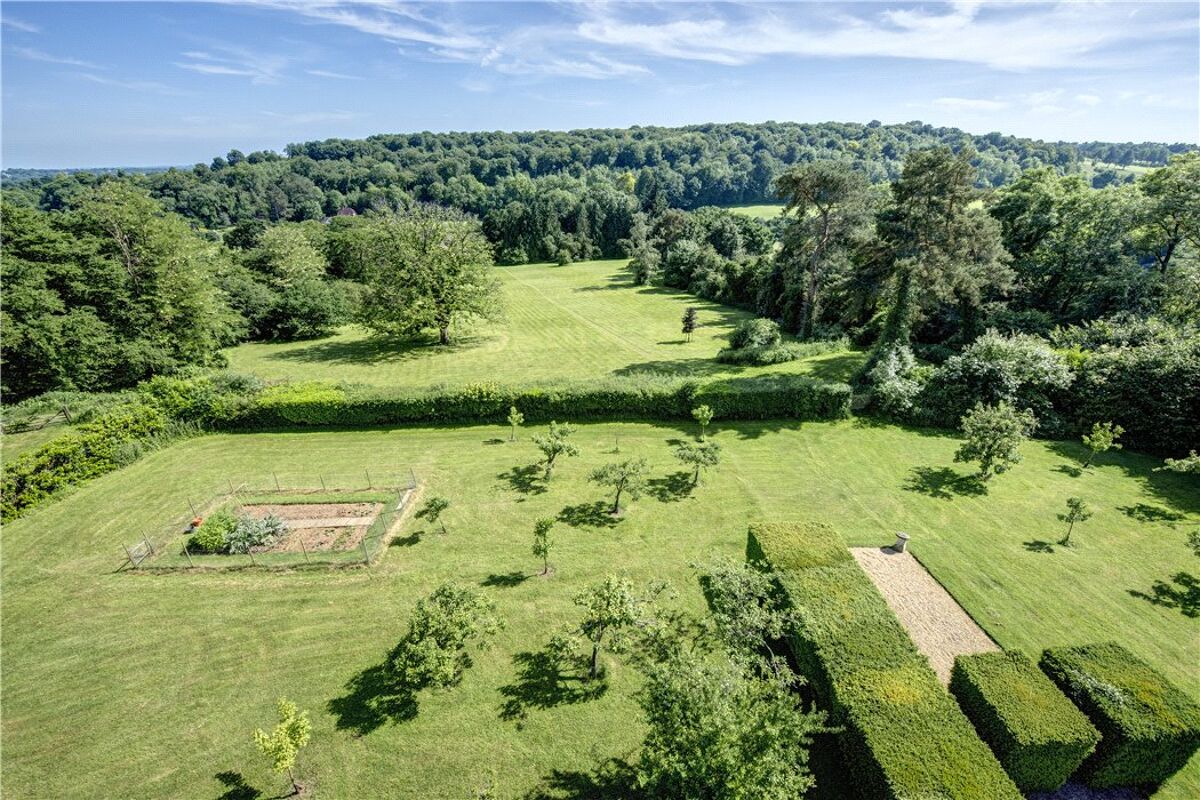 house for sale in Rotherfield Road, HenleyonThames, RG9 HOT180070