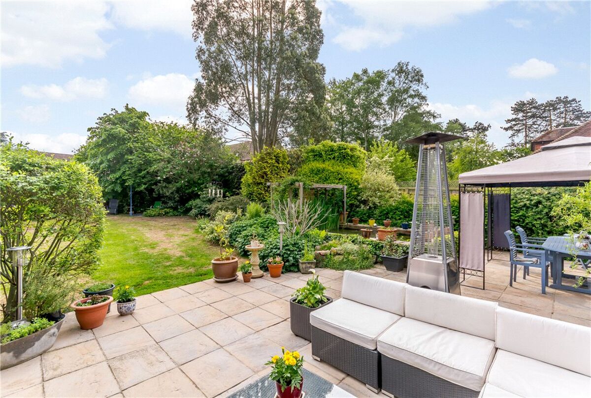 house for sale in Wargrave Road, Twyford, Reading, Berkshire, RG10