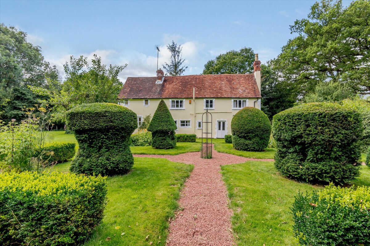 house for sale in Crazies Hill, Reading, Berkshire, RG10 HOT180131