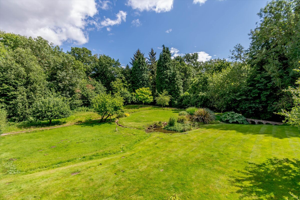 house for sale in Crazies Hill, Reading, Berkshire, RG10 HOT180131