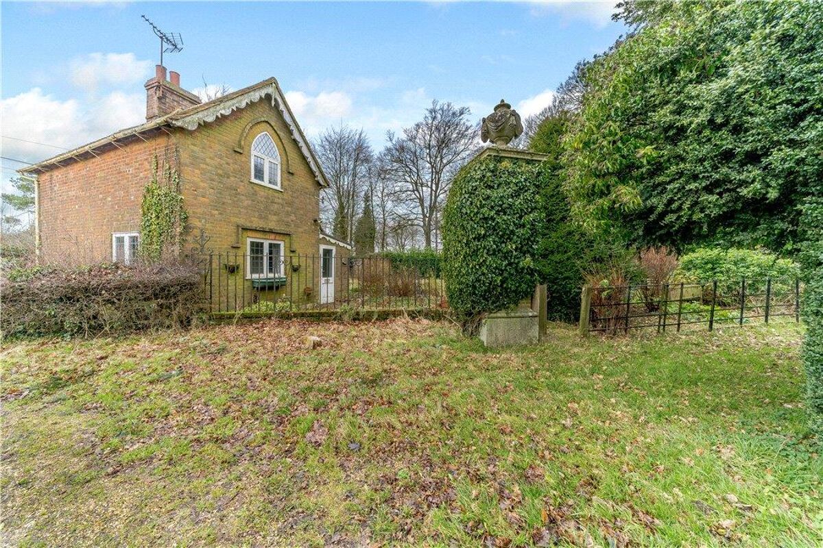 house for sale in Greenfield, Christmas Common, Watlington, Oxfordshire