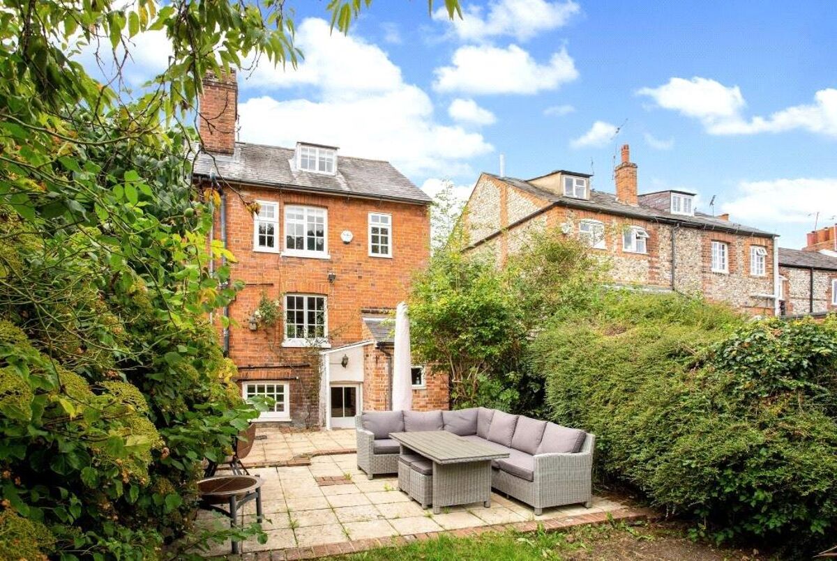 house for sale in Church Street, HenleyonThames, RG9 HOT180154