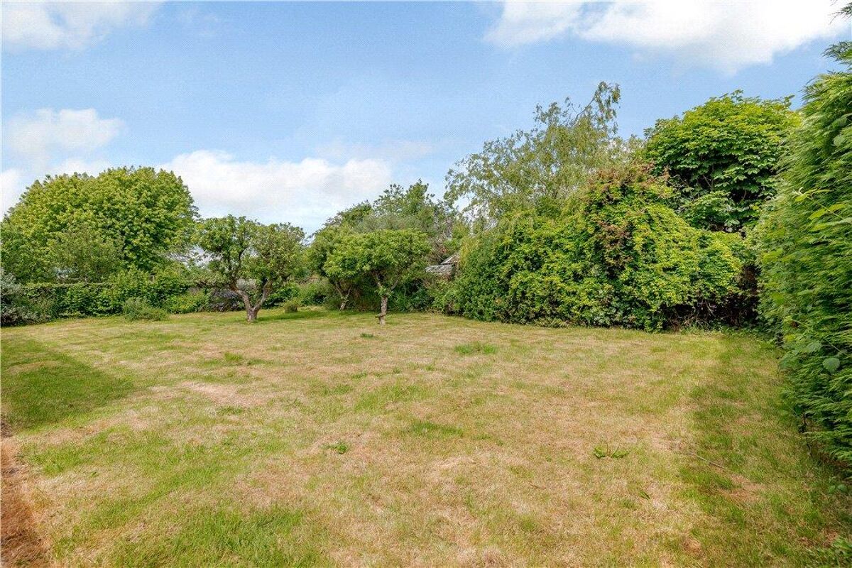 house for sale in High Street, Nettlebed, HenleyOnThames, RG9