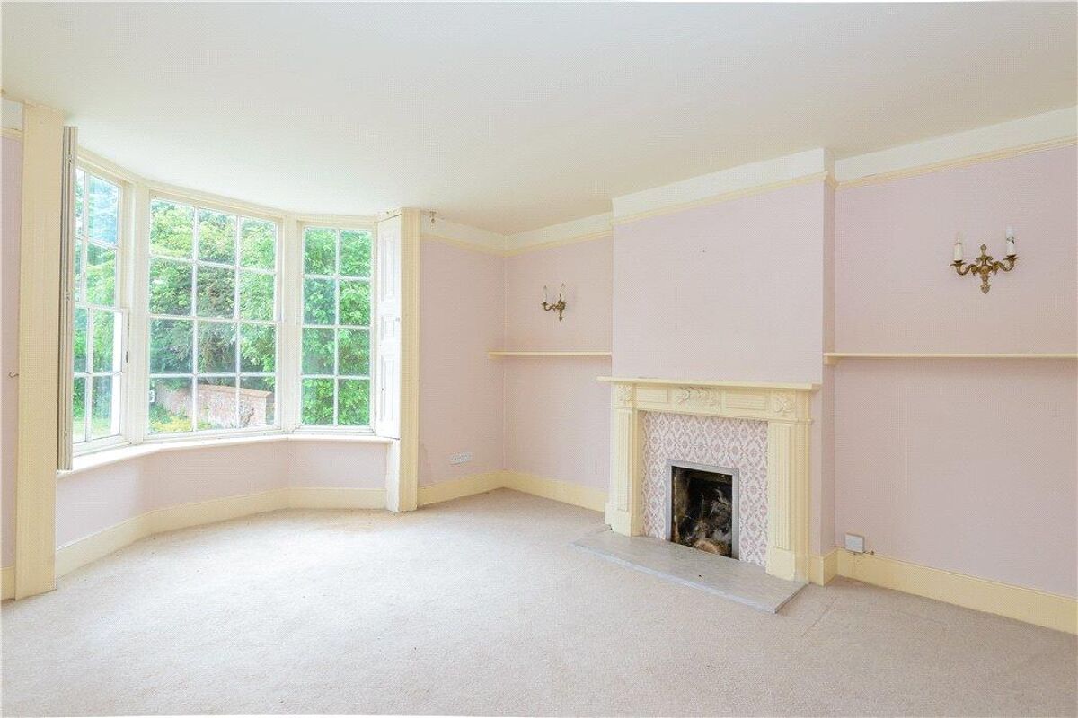 house for sale in High Street, Nettlebed, HenleyOnThames, RG9