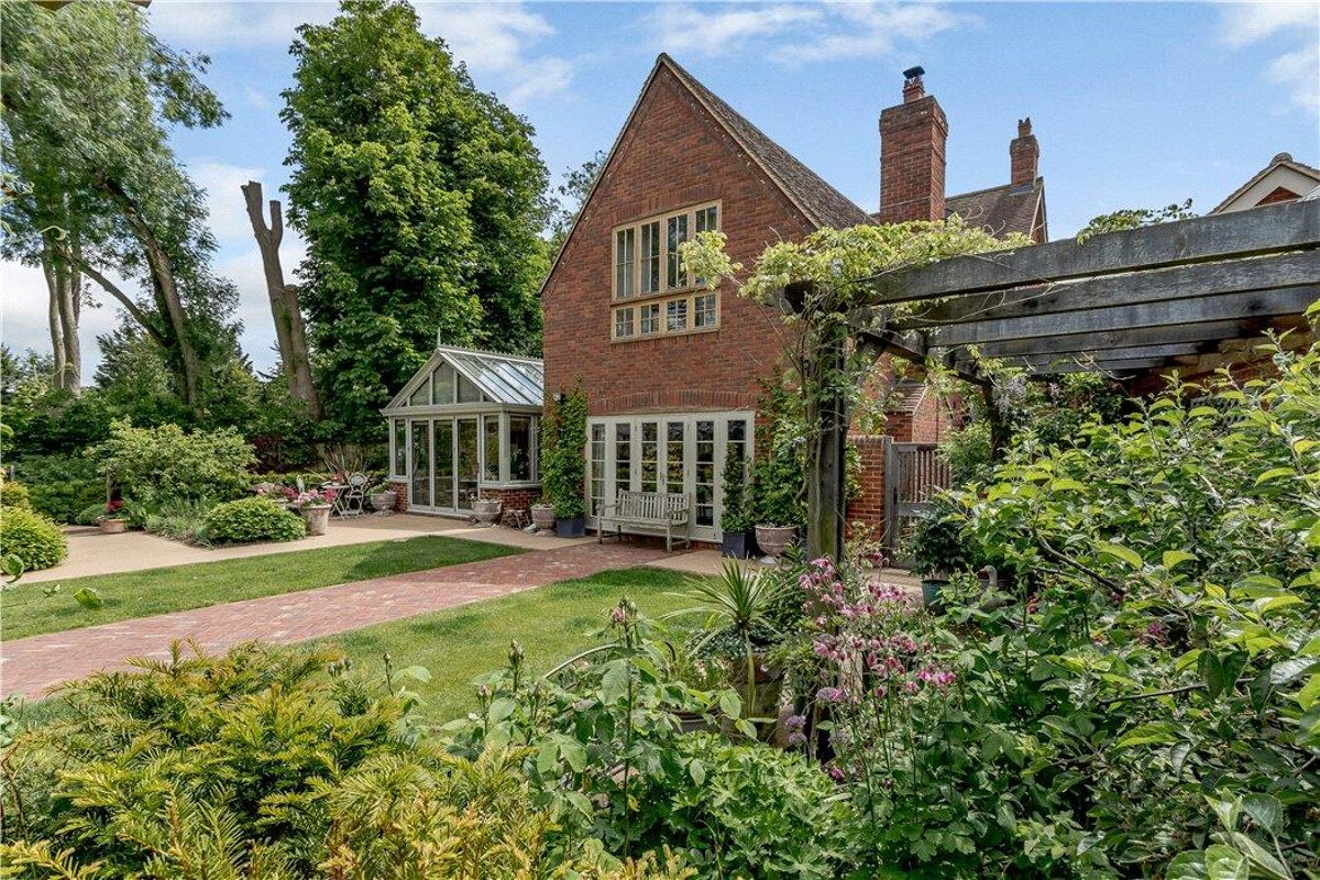 house for sale in Chairmakers Way, Frieth, HenleyonThames, Buckinghamshire, RG9 HOT190129