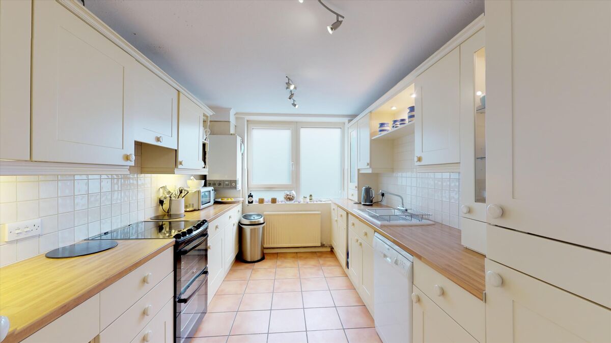 for sale in Caxton Court, St. Marks Road, HenleyonThames