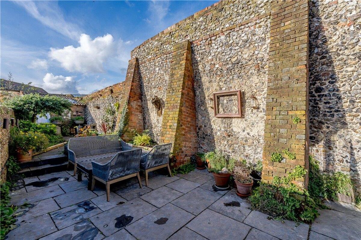 house for sale in Northfield End, HenleyonThames, Oxfordshire, RG9