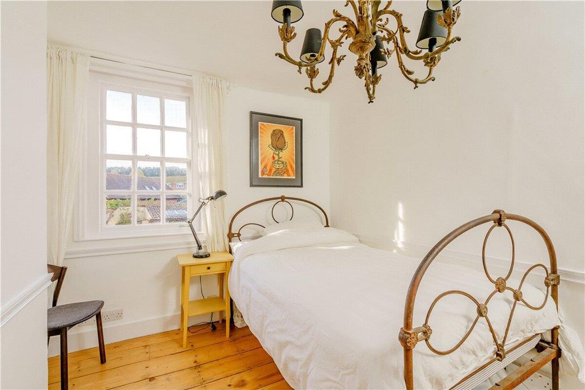 house for sale in Northfield End, HenleyonThames, Oxfordshire, RG9