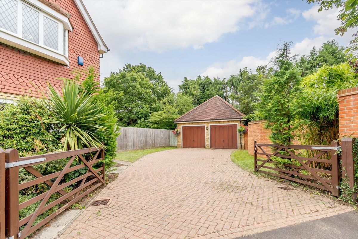 house for sale in Sonning Gate, Sonning, Reading, Berkshire, RG4
