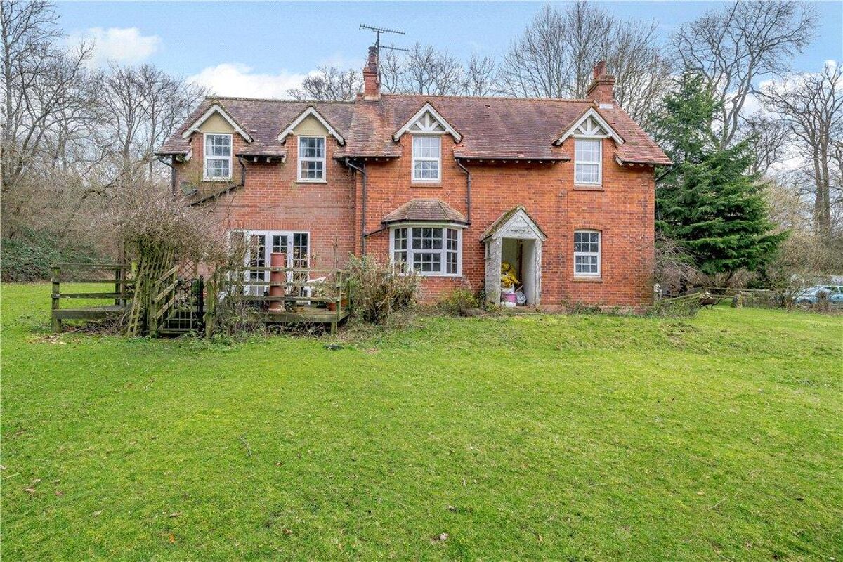 house for sale in Bix, HenleyonThames, Oxfordshire, RG9 HOT190237