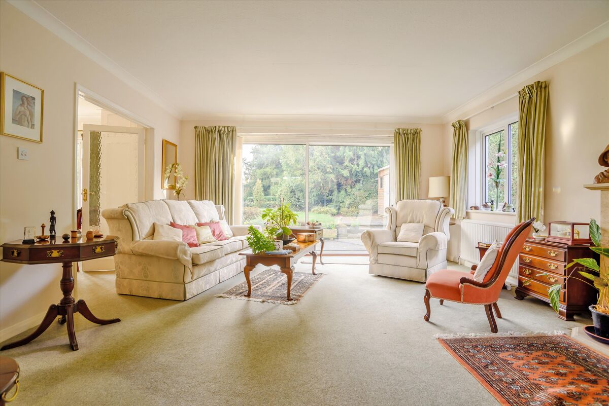 house for sale in Bolney Trevor Drive, Lower Shiplake, HenleyonThames