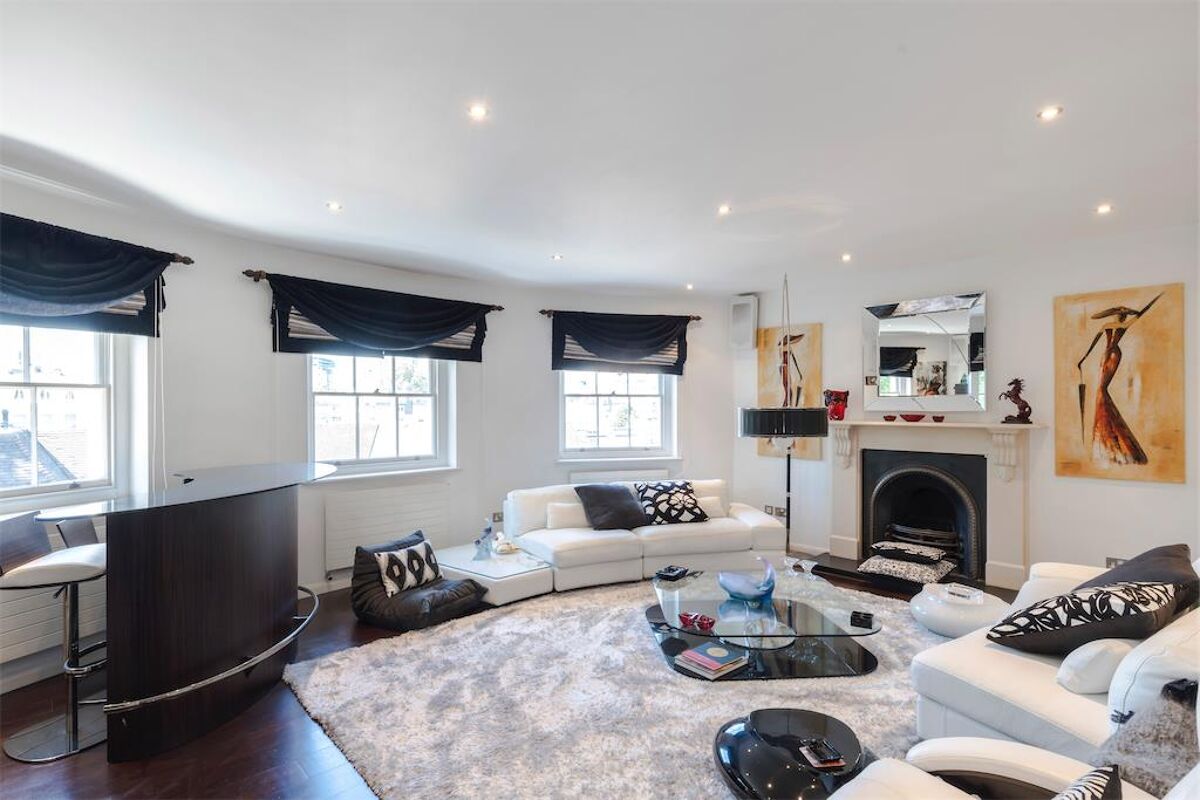 flat for sale in Hyde Park Square, London, W2 HPE012068391 Knight Frank