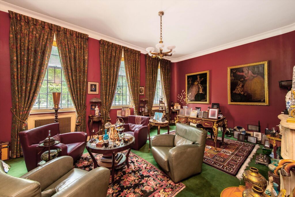 Image of Hyde Park Crescent, Hyde Park Estate, London, W2.