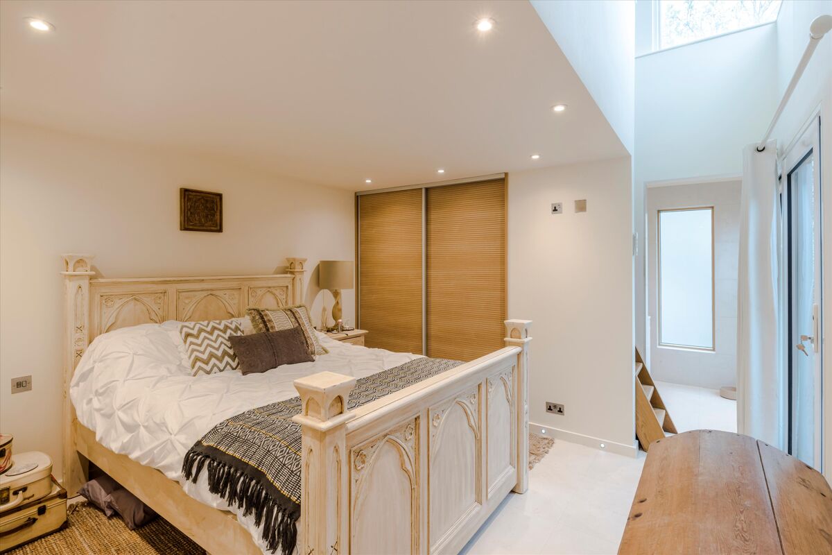 house for sale in Craven Hill Mews, London, W2. HPE012129103 Knight