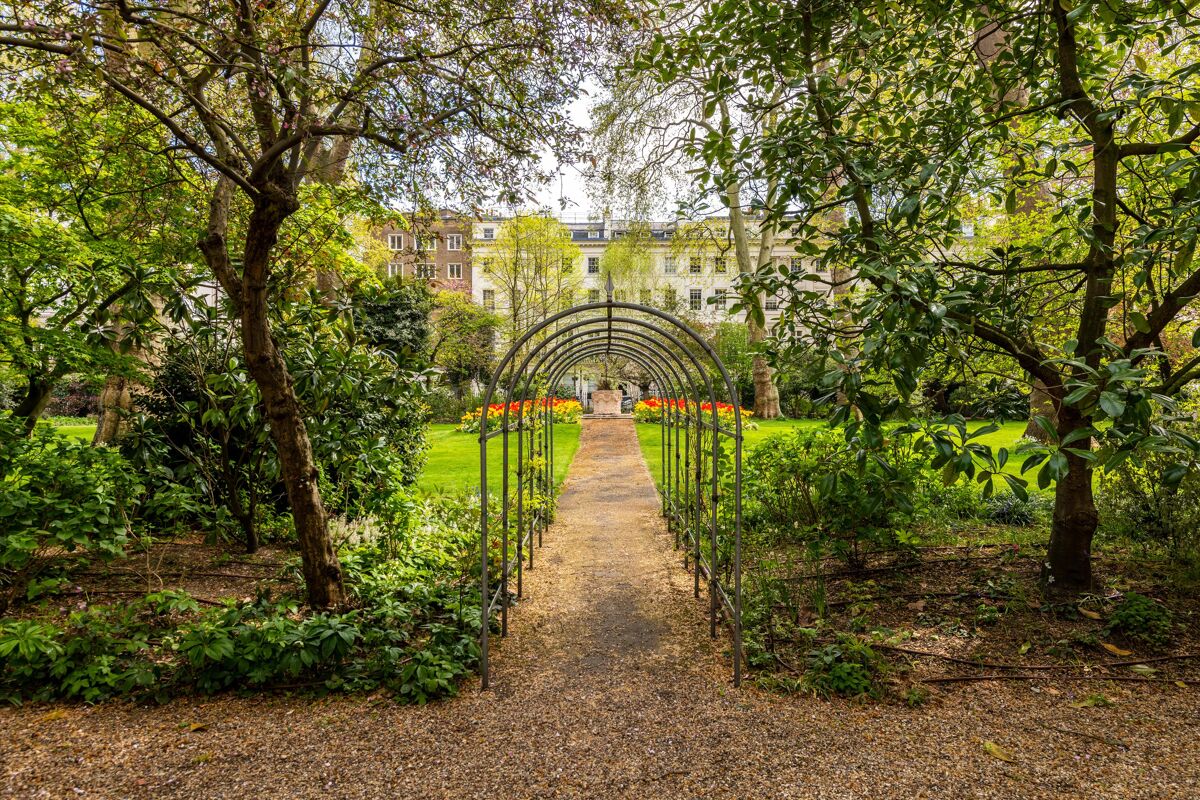 flat for sale in Gloucester Square, Hyde Park, London, W2