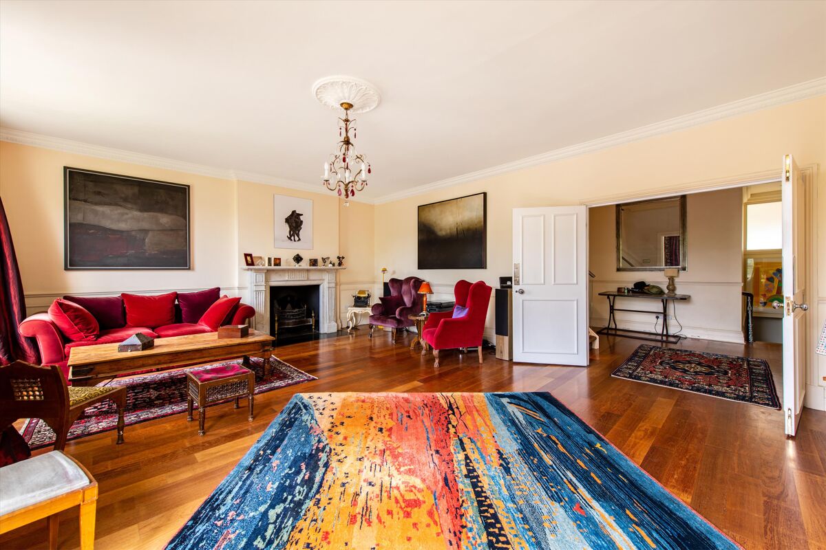 flat for sale in Cleveland Square, London, W2. HPE012143478 Knight