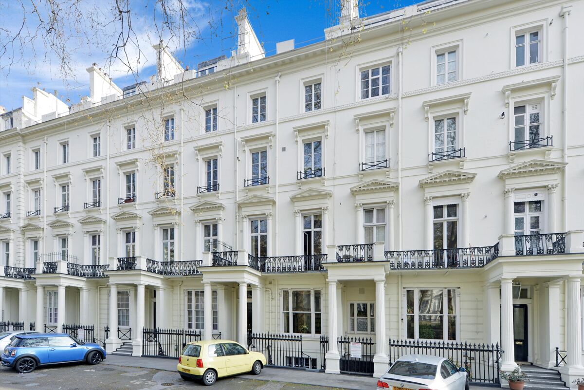 flat for sale in Westbourne Terrace, Paddington, London, W2