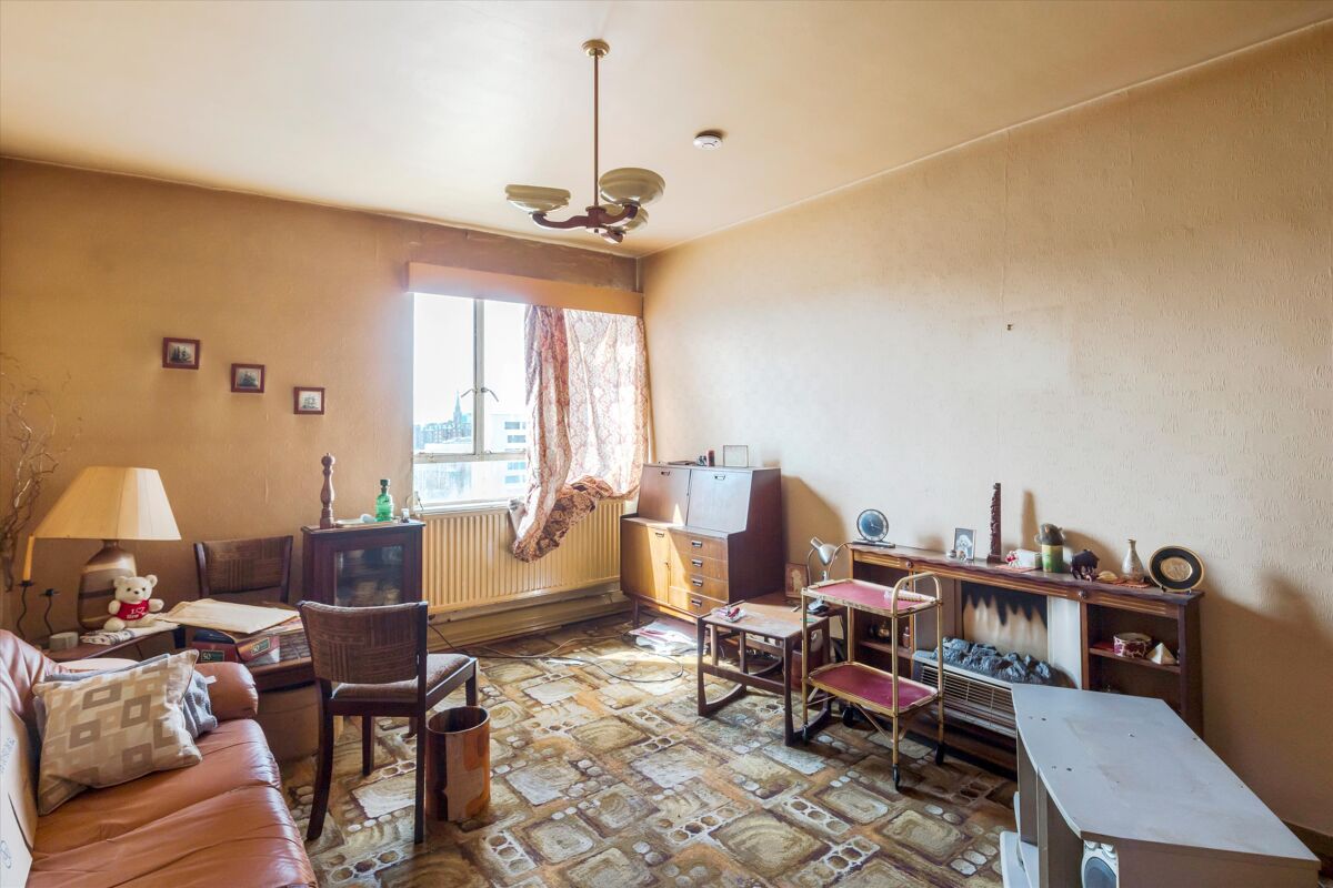 flat for sale in Hallfield Estate, London, W2. HPE012189999 Knight