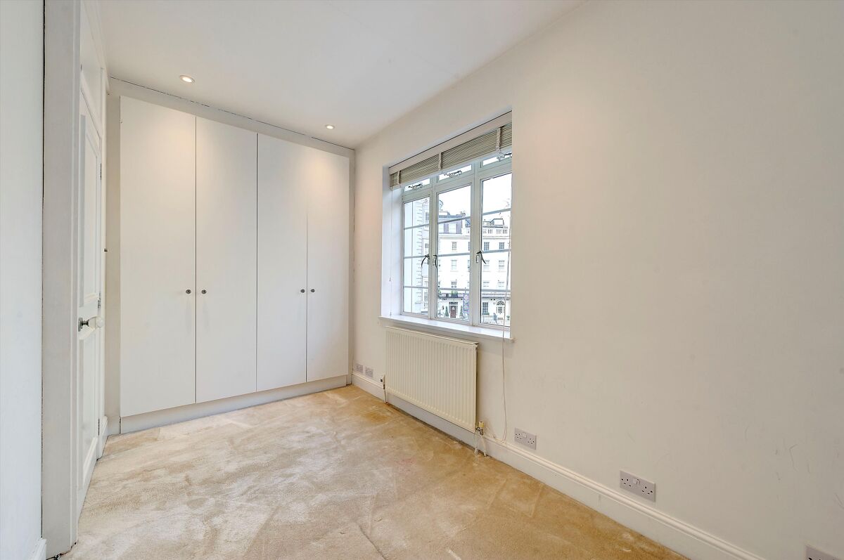 house for sale in Chesham Close, London, SW1X HPE012193495 Knight Frank