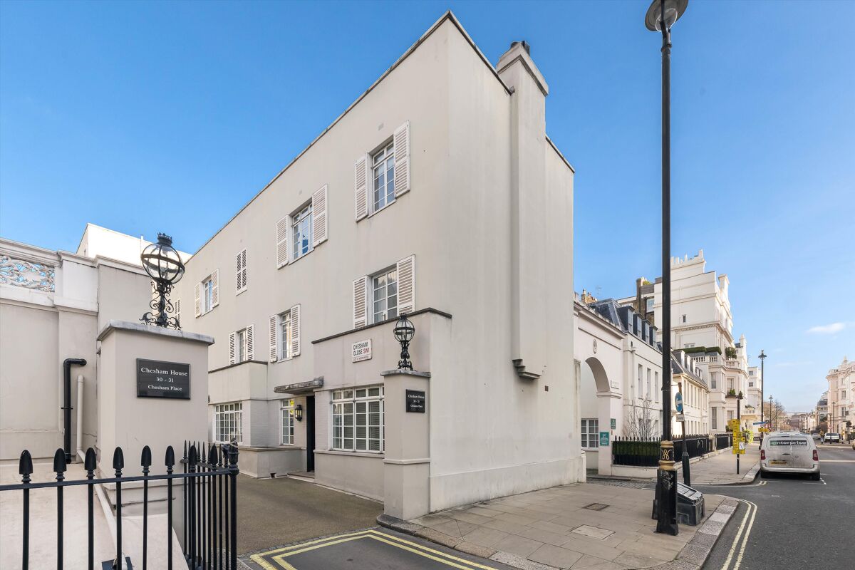 house for sale in Chesham Close, London, SW1X HPE012193495 Knight Frank
