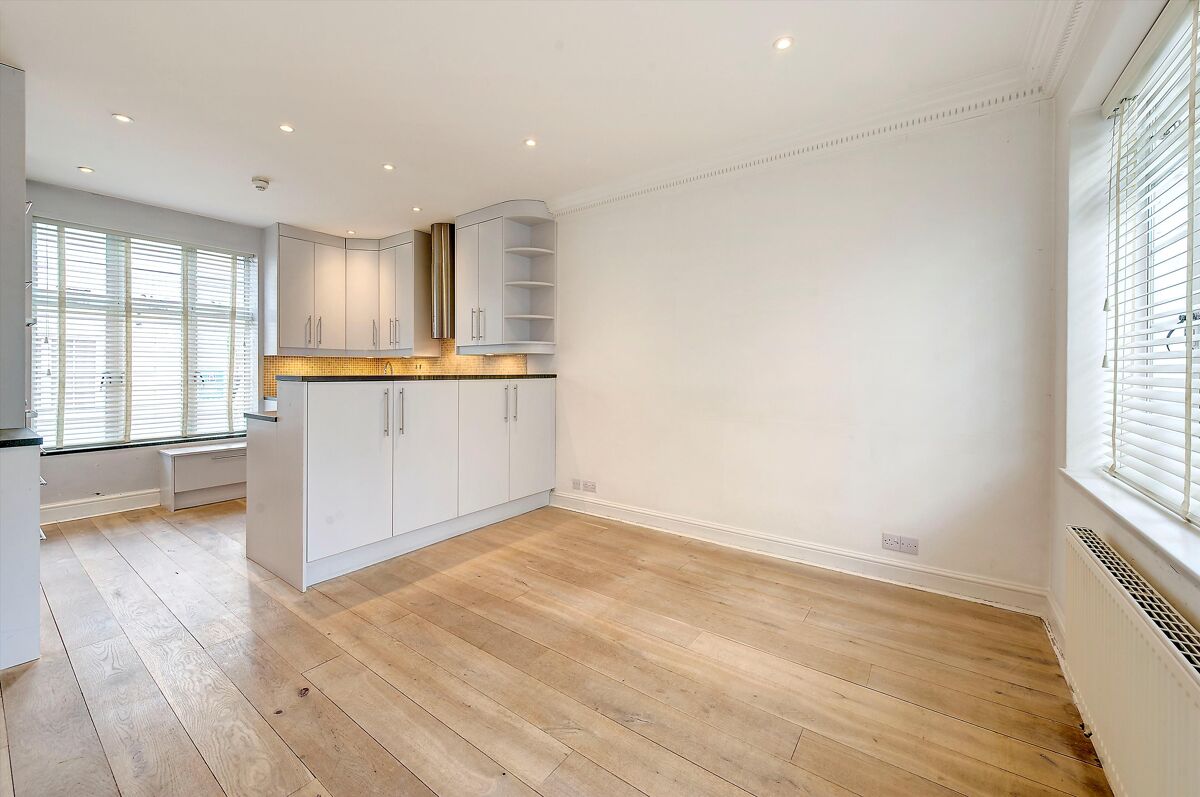 house for sale in Chesham Close, London, SW1X HPE012193495 Knight Frank