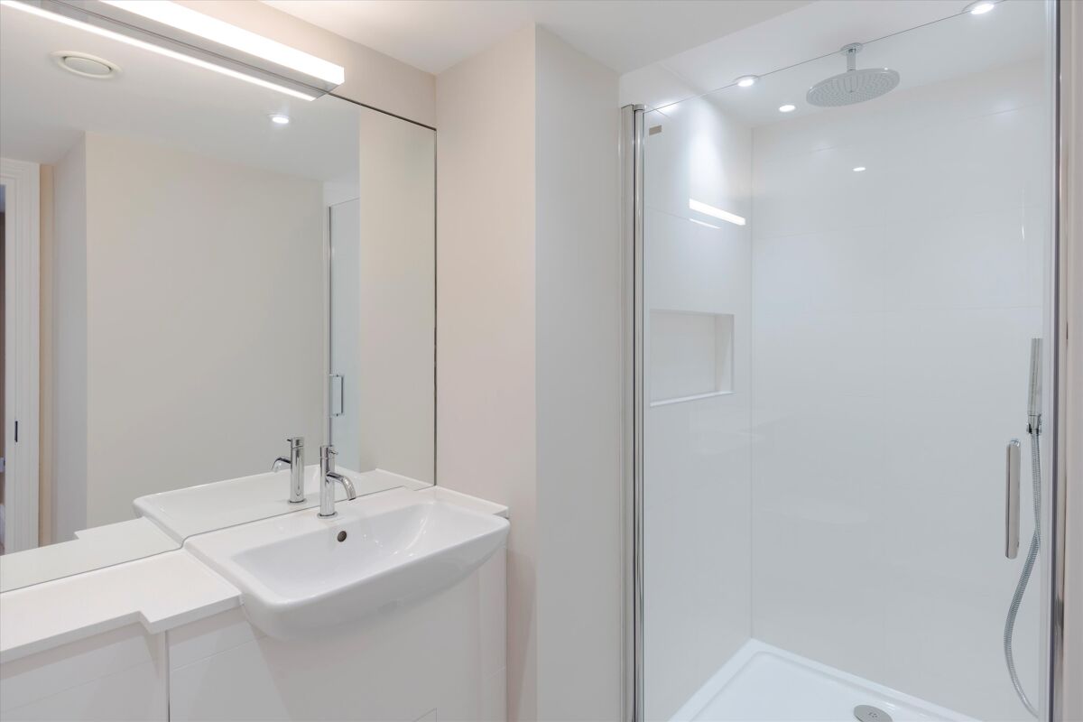flat for sale in Queens Gardens, London, W2 HPE012197617 Knight Frank