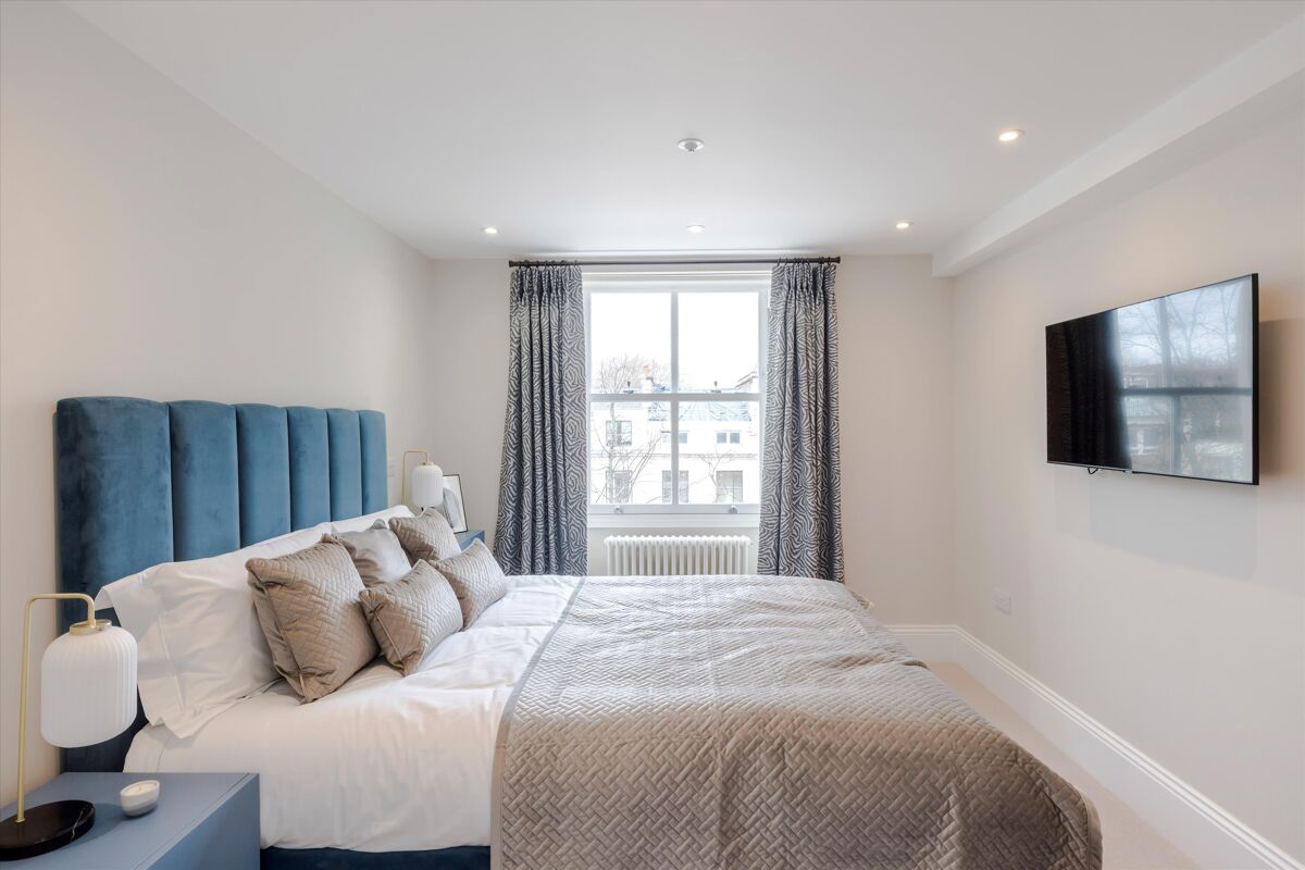 flat for sale in Queens Gardens, London, W2 HPE012197617 Knight Frank