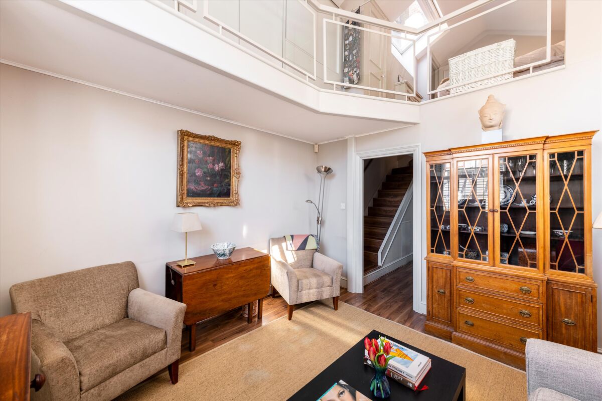 flat for sale in Westbourne Terrace, London, W2. HPE012232474