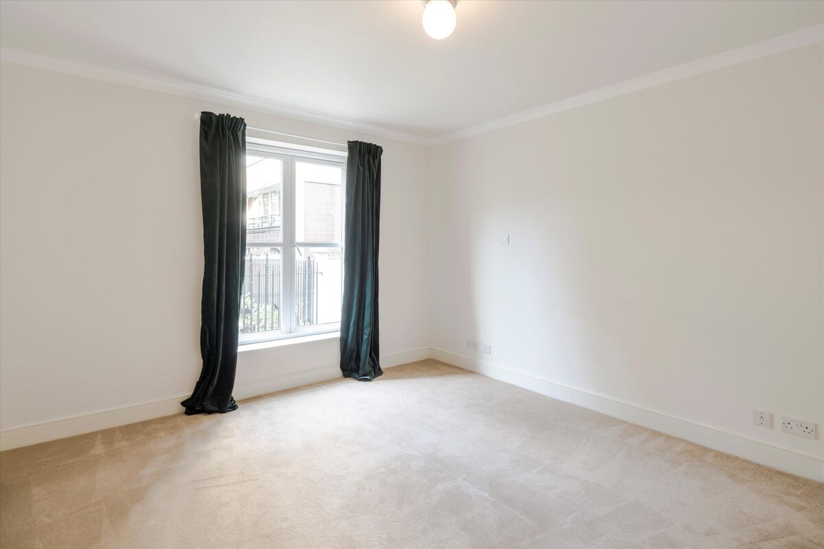 Flat For Sale In Bishops Court, 76 Bishops Bridge Road, London, W2 