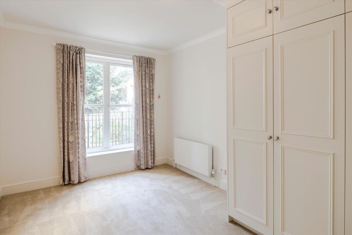 flat for sale in Court, 76 Bridge Road, London, W2