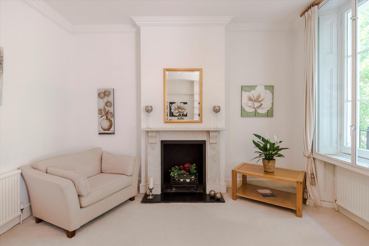 flat for sale in Westbourne Terrace, London, W2. HPE012279456