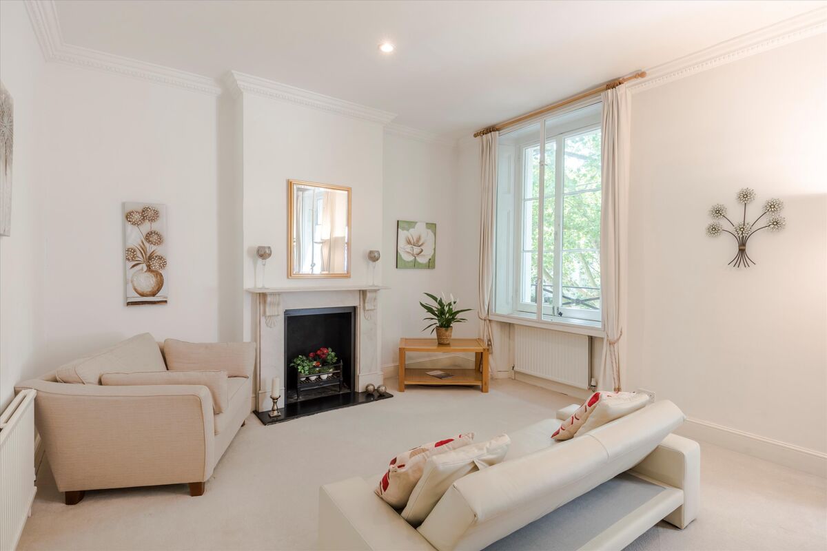 flat for sale in Westbourne Terrace, London, W2. HPE012279456