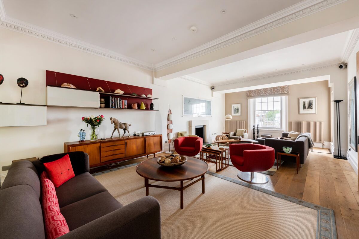flat for sale in Westbourne Terrace, London, W2. HPE012294572