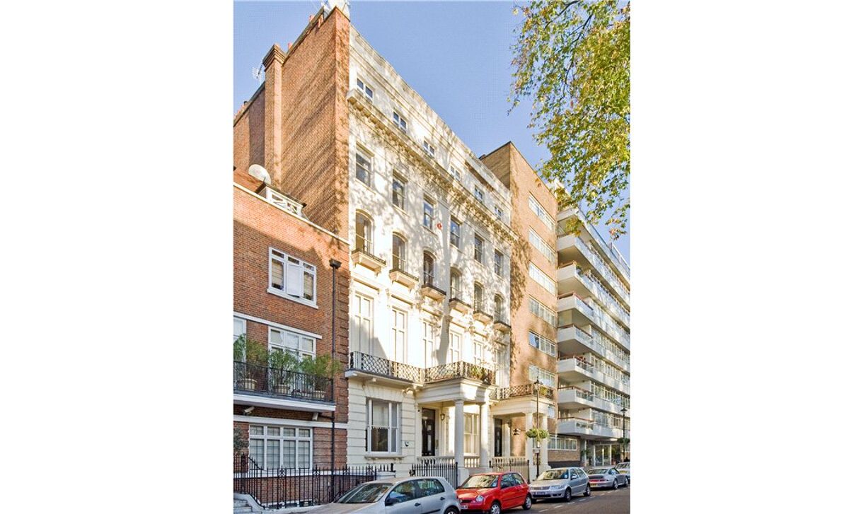 flat for sale in Gloucester Square, Hyde Park, London, W2 HPE100088