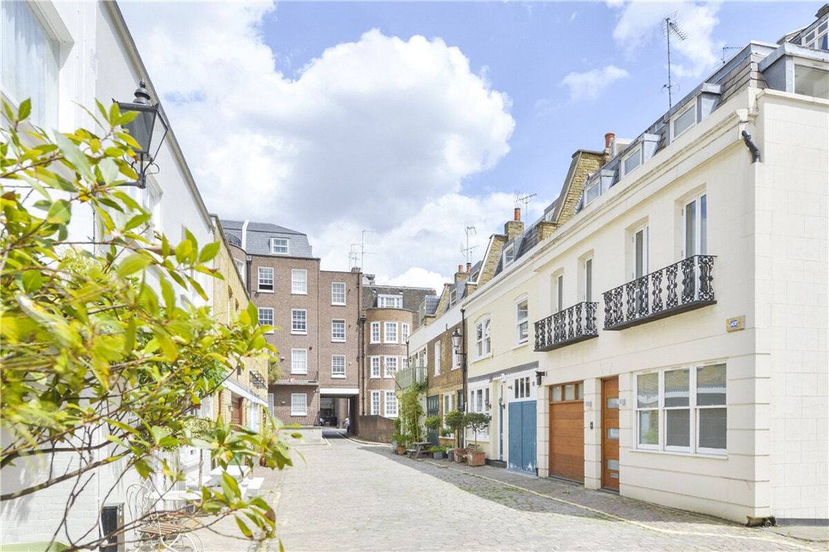house for sale in Radnor Mews, Hyde Park, London, W2 HPE140160