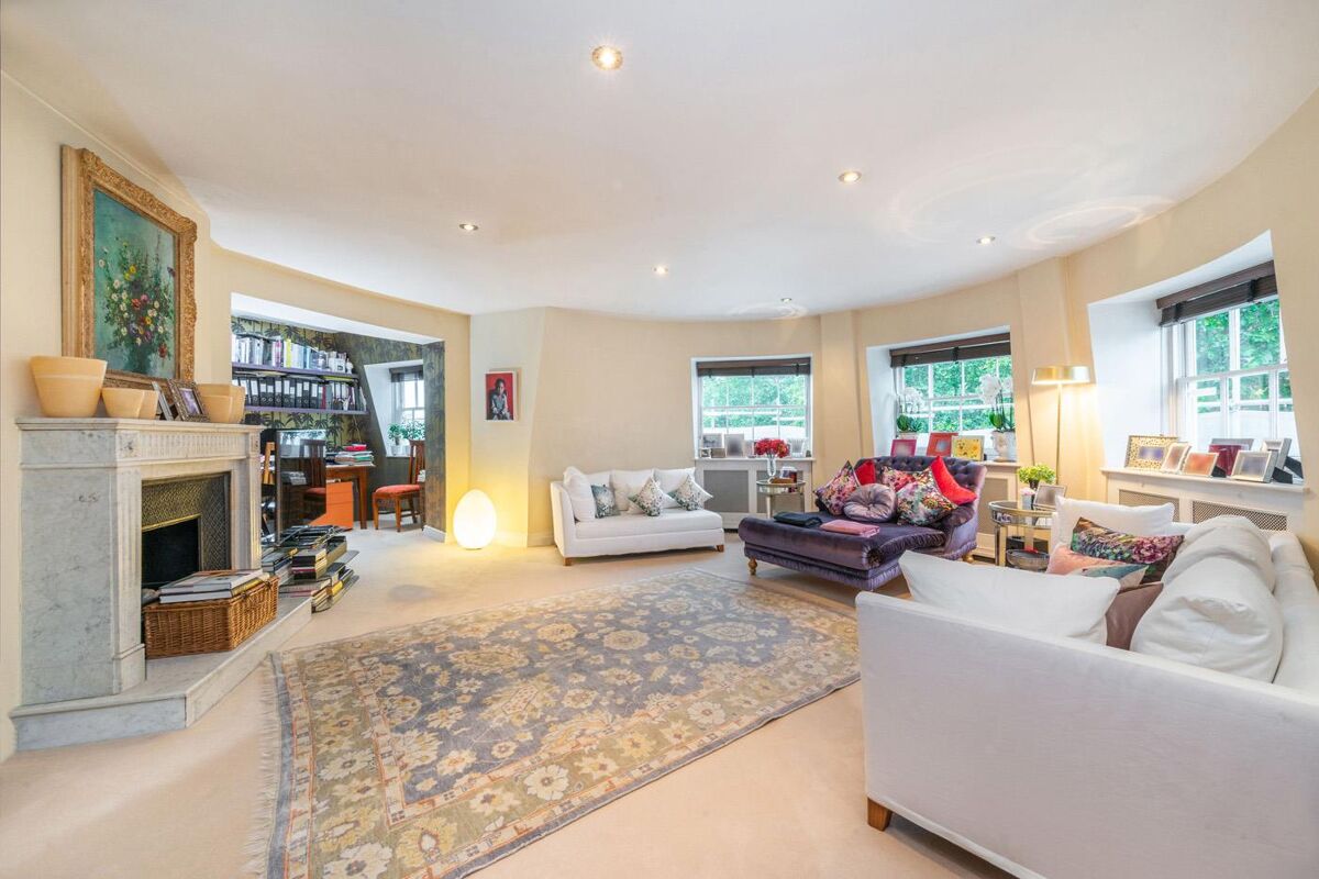 flat for sale in Hyde Park Square, London, W2 HPE150139 Knight Frank