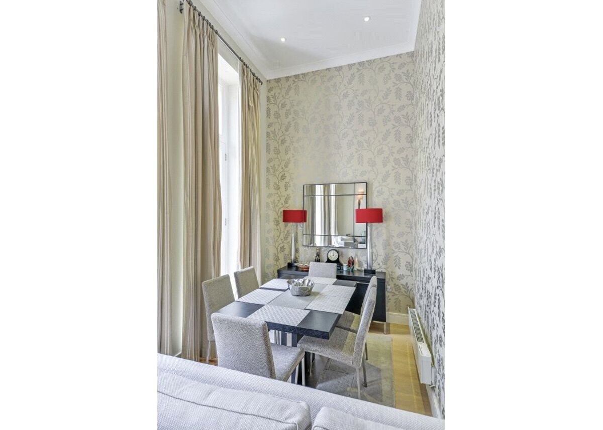 flat for sale in Queensborough Terrace, Bayswater, London, W2