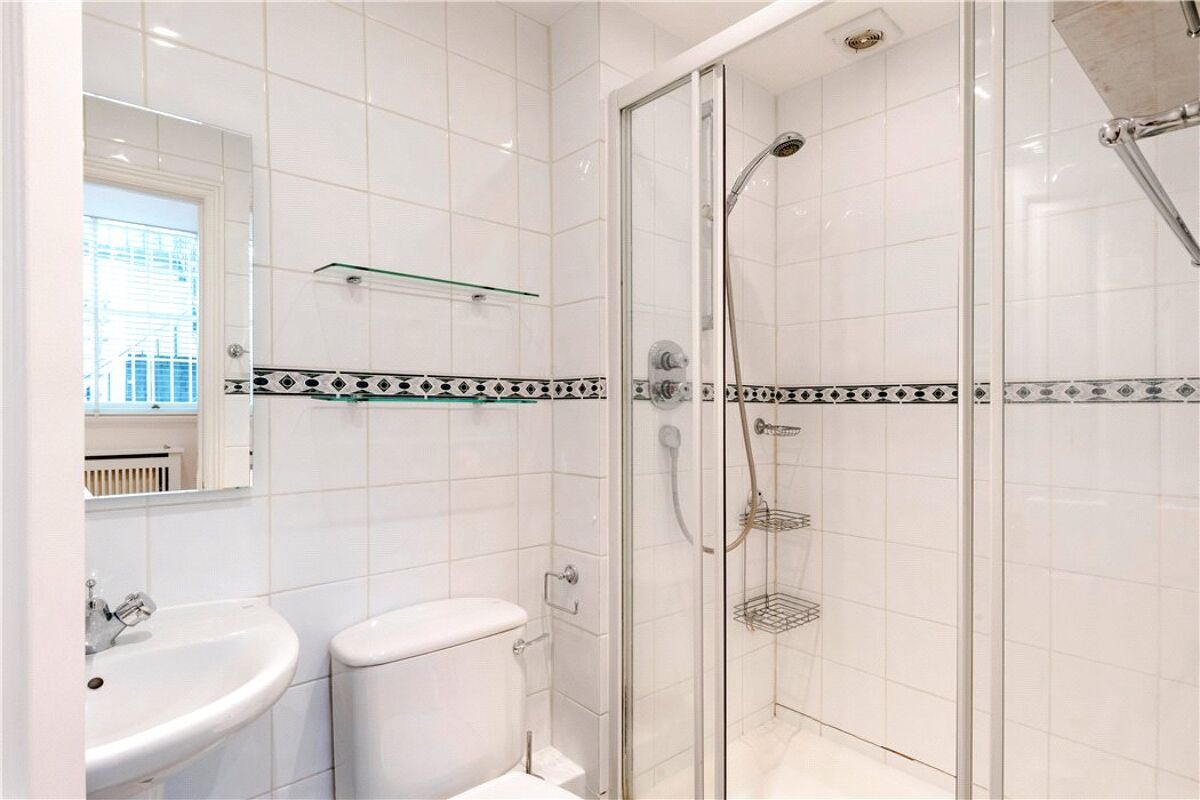 flat for sale in Sussex Gardens, Bayswater, London, W2 HPE160211