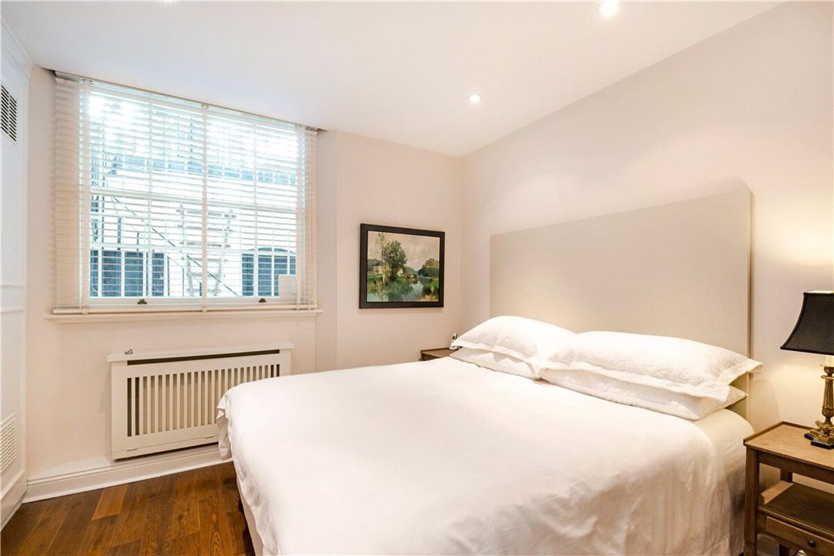 flat for sale in Sussex Gardens, Bayswater, London, W2 HPE160211