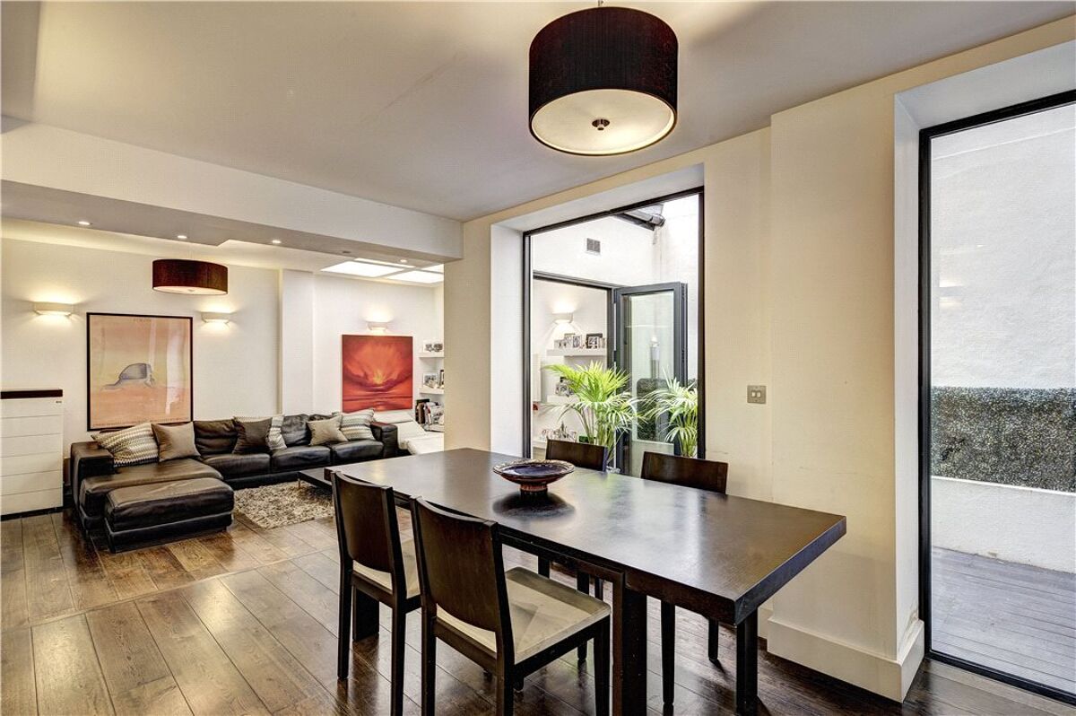 flat for sale in Sussex Gardens, Hyde Park, London, W2 HPE170041