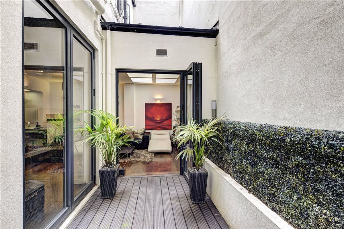 flat for sale in Sussex Gardens, Hyde Park, London, W2 HPE170041