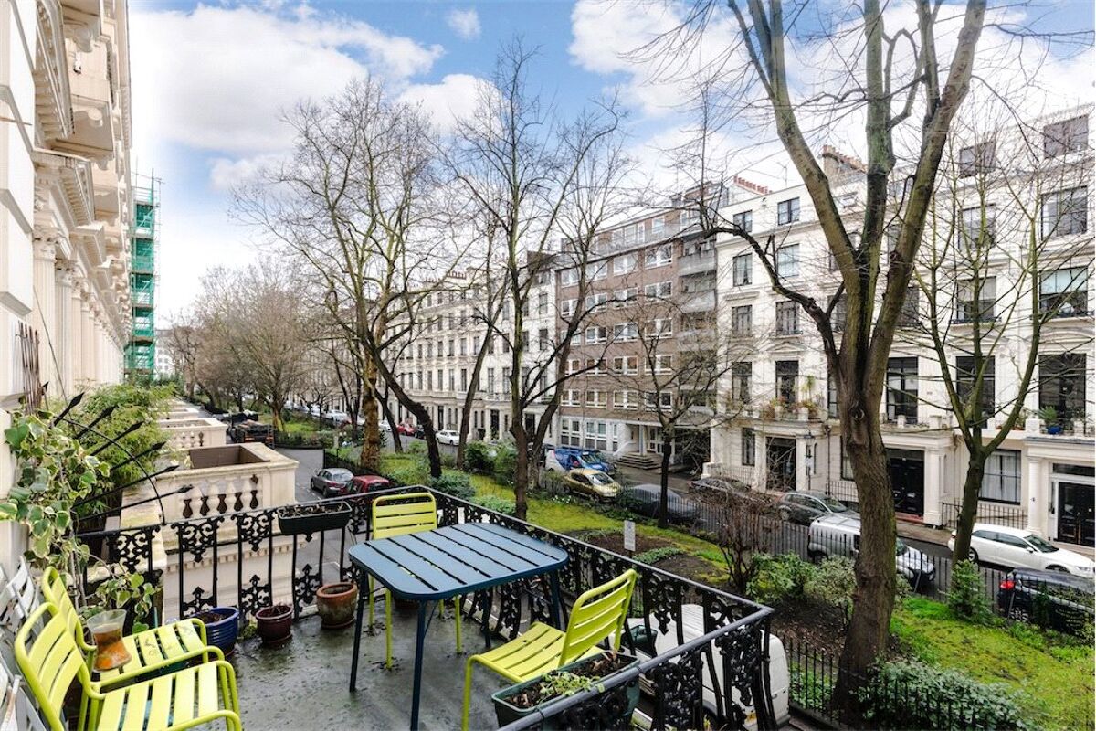 flat for sale in Queens Gardens, London, W2 HPE180019 Knight Frank
