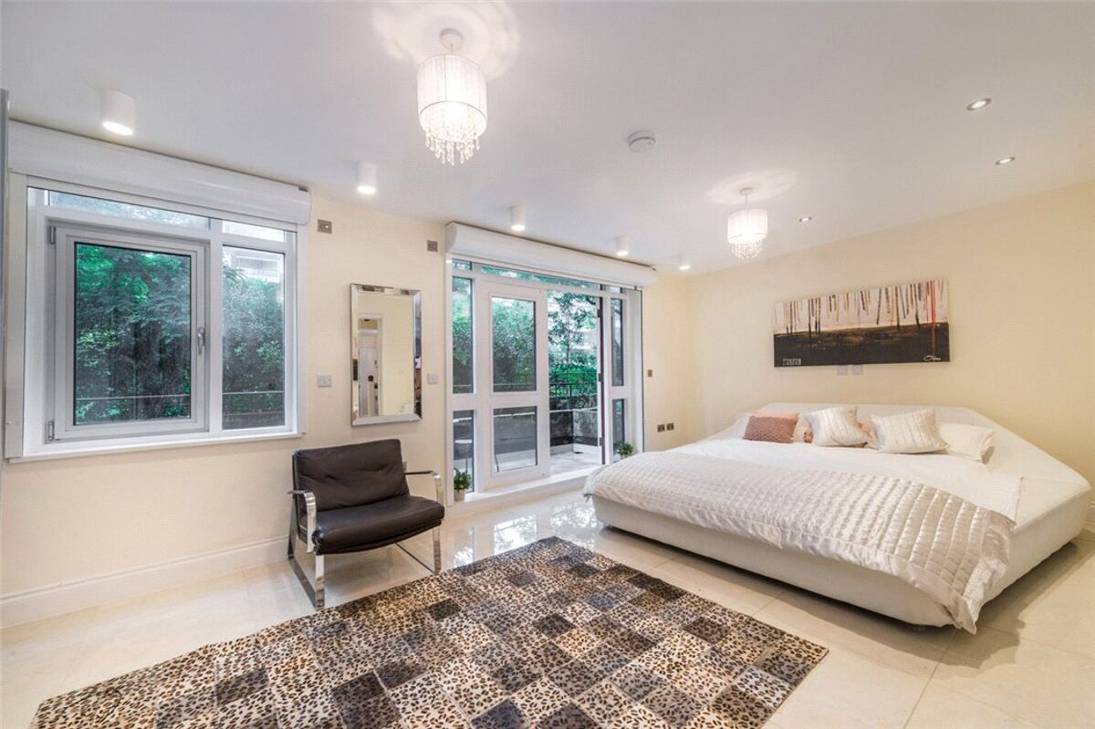 house for sale in Cambridge Square, London, W2 HPE180099 Knight Frank