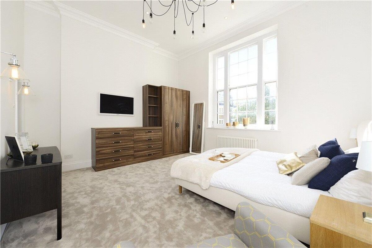 flat for sale in Hyde Park Gardens, London, W2 HPE180105 Knight Frank